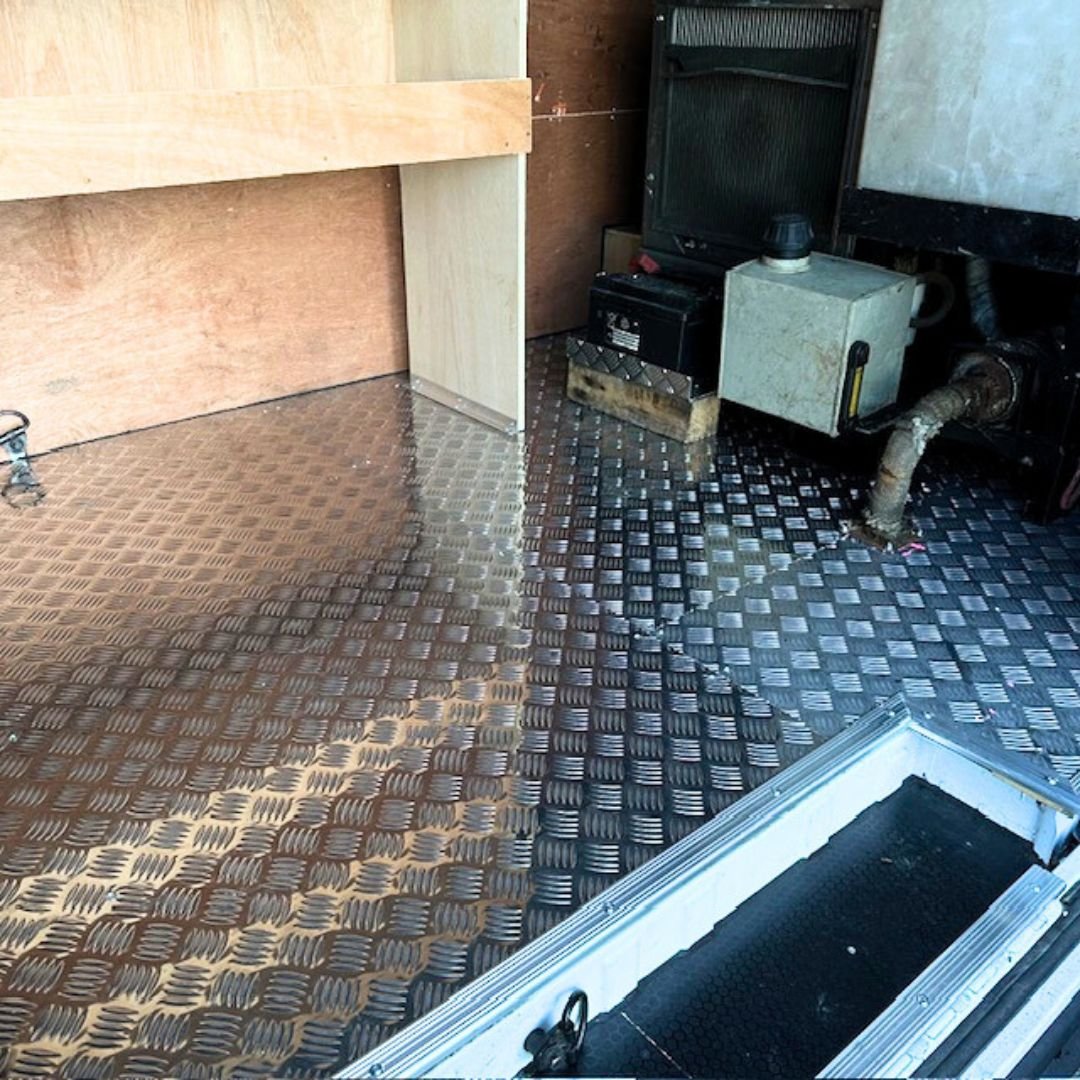 Chequer Plate Flooring - Image 5