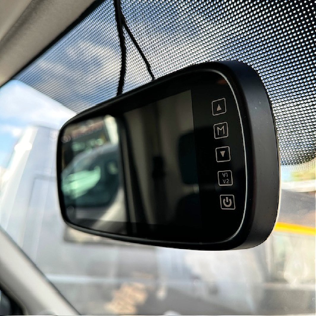 6.5" Mirror Monitor - Image 5